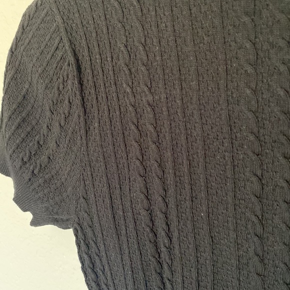 These tops are from fashion Q the black is a small and the tan is extra small. - Picture 2 of 8